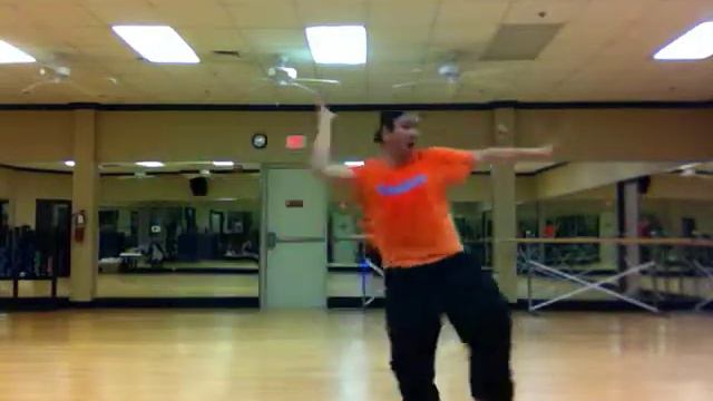 C'Wow Zumba смотреть онлайн