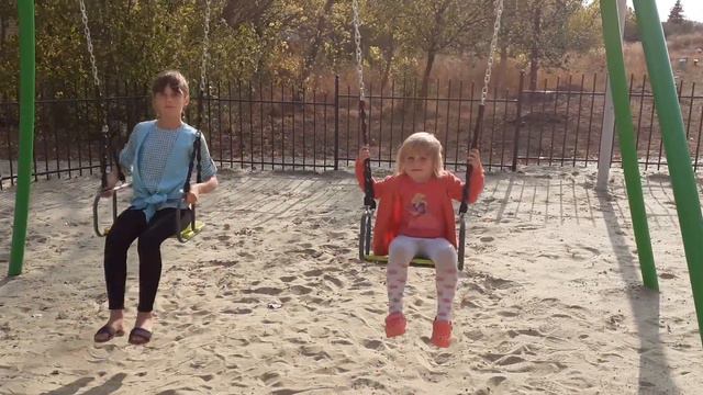 ДЕТИ НА КАЧЕЛЯХ смотреть онлайн