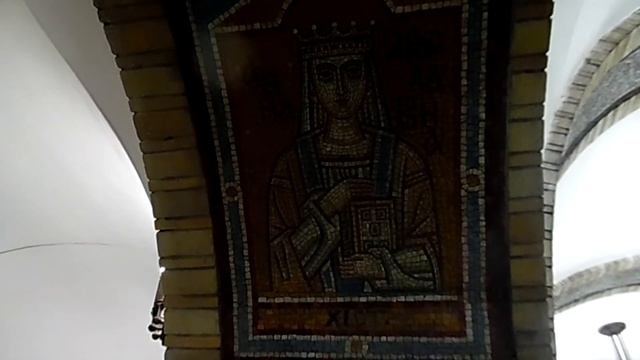 Прогулка по Киевскому метро 22 11 2022г смотреть онлайн