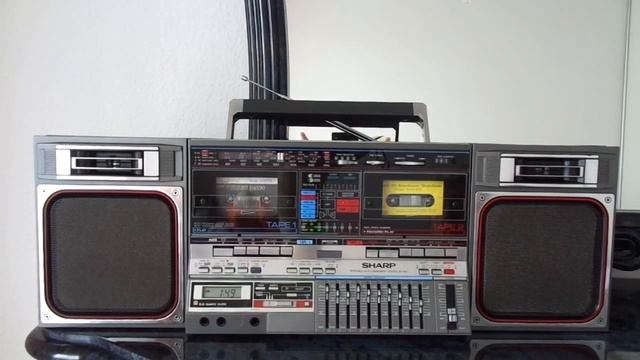 Sharp GF-800Z(D) Ghettoblaster смотреть онлайн