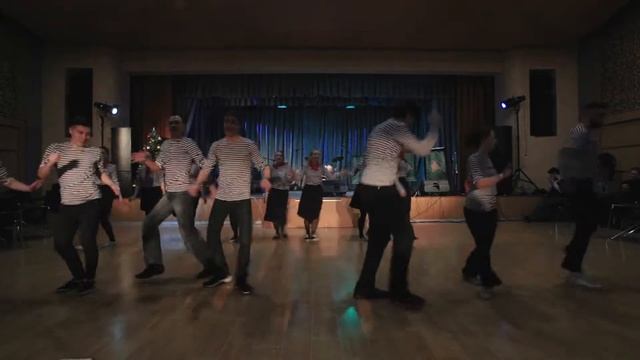 27.12.17 || STS NY Cabaret || группа Дениса (начинающие) - "Kick the shark" смотреть онлайн