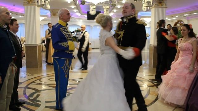Котильон с цветком смотреть онлайн