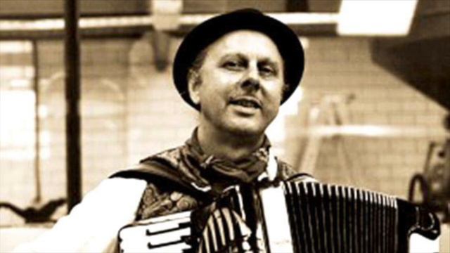La Vie en Rose - Pan Flute - Stephan Elen смотреть онлайн