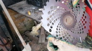 Крутая самоделка из старого диска от триммера.