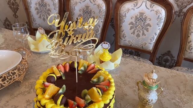 КРАСИВЫЙ ЖЕЛТЫЙ СТОЛ?ВУППИ ПАЙ?МИМОЗА?СЕРВИРОВКА СТОЛА? смотреть онлайн