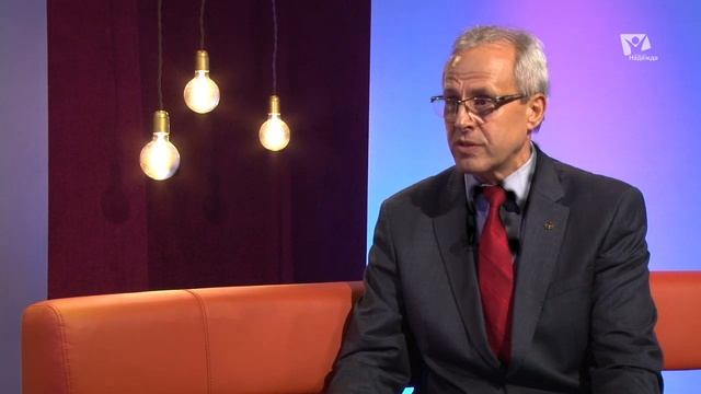 Что если Бог сотворил женщину раньше мужчины? | Что если смотреть онлайн