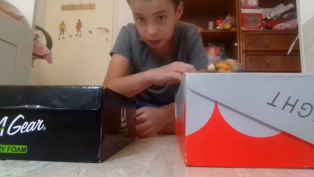 Самокат и велосипед для пальцев смотреть онлайн