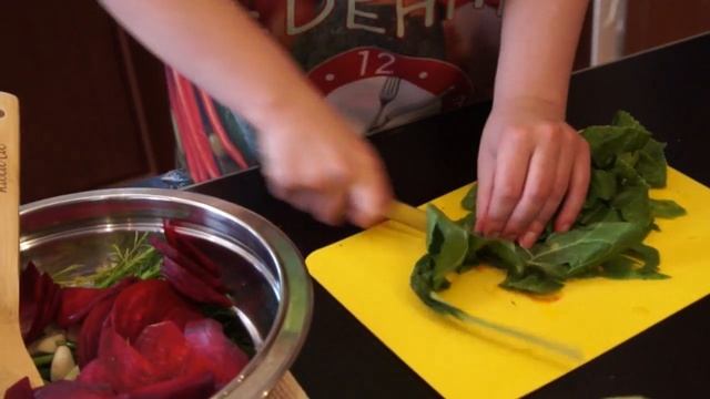 Мжаве (მჟავეული) - соленая капуста по-грузински смотреть онлайн