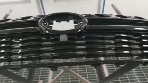 покраска решетка облицовка Toyota Land Cruiser  от тёмно-серый на черный глянец
