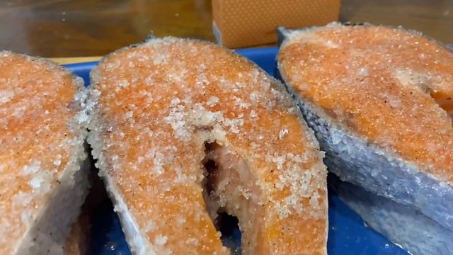 Солим рыбу без всяких заморочек . смотреть онлайн