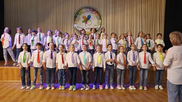 песня «Здравствуйте, мамы» (муз. Чичикова, сл. Ибряева ) смотреть онлайн