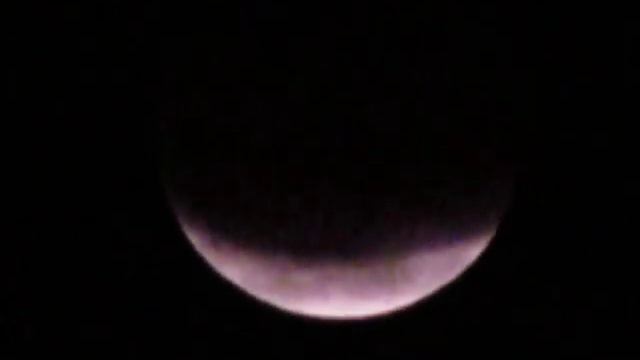 Лунное затмение над Мариуполем 10_12_11.MOV смотреть онлайн