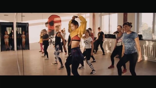 Танцы в Череповце EleFunk / Открытые уроки смотреть онлайн
