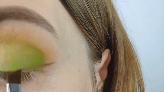 Makeup Revolution Bird of Paradise | Весенний желто-зеленый образ | Как Красить Глаза? смотреть онлайн