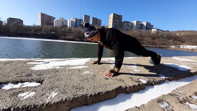 Топ отжиманий! Которые прокачают твой верх. смотреть онлайн