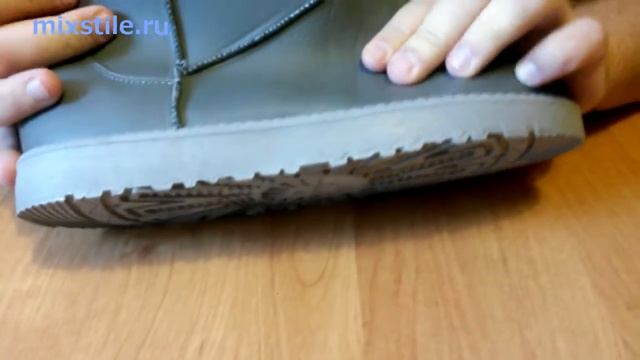 Угги серого цвета. Женская классика. Обзор от mixstile.ru смотреть онлайн