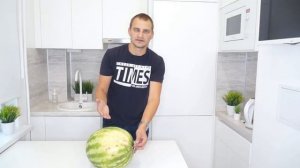 КАК  ВЫБРАТЬ СПЕЛЫЙ АРБУЗ \ ты всегда делал это не так выбрать спелый АРБУЗ