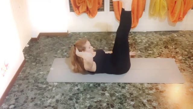 LEZIONE AVANZATA PILATES - FULL WORKOUT смотреть онлайн