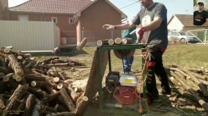 УНИКАЛЬНЫЕ ПРИСПОСОБЛЕНИЕ ДЛЯ БЫСТРОГО РАСПИЛА ДРОВ #1 / DEVICE FOR QUICKLY CUTTING WOOD