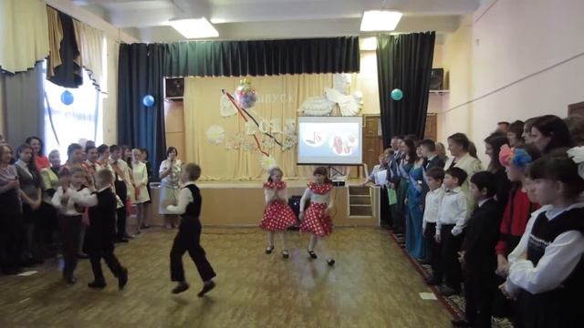 Танец "Праздник у девчат" (Слабослышащие и глухонемые дети, Deaf dancing) смотреть онлайн