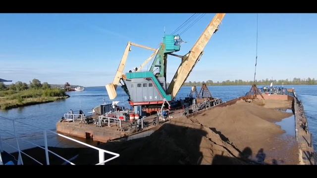 Работа судовым электриком на речном флоте. Сухогруз. Радиорубка. ГРЩ смотреть онлайн