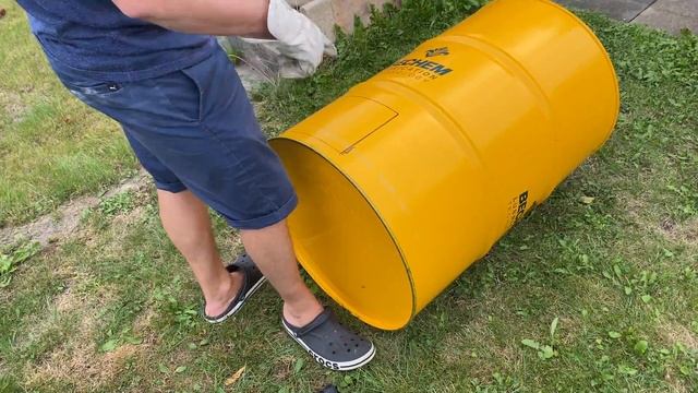 Коптильня из 200 л. бочки своими руками/ Часть 1