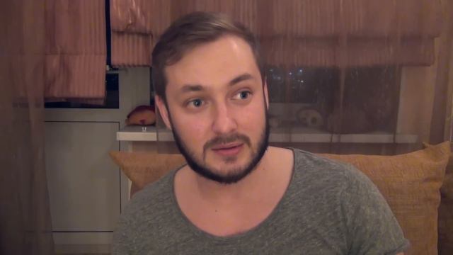 БРОШОУ ПРИНИМАЕТ УДАР АРМИИ ДЕДПУЛА НА СЕБЯ смотреть онлайн