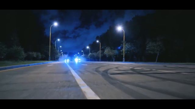 Mercedes CLS63 Burnout On street смотреть онлайн