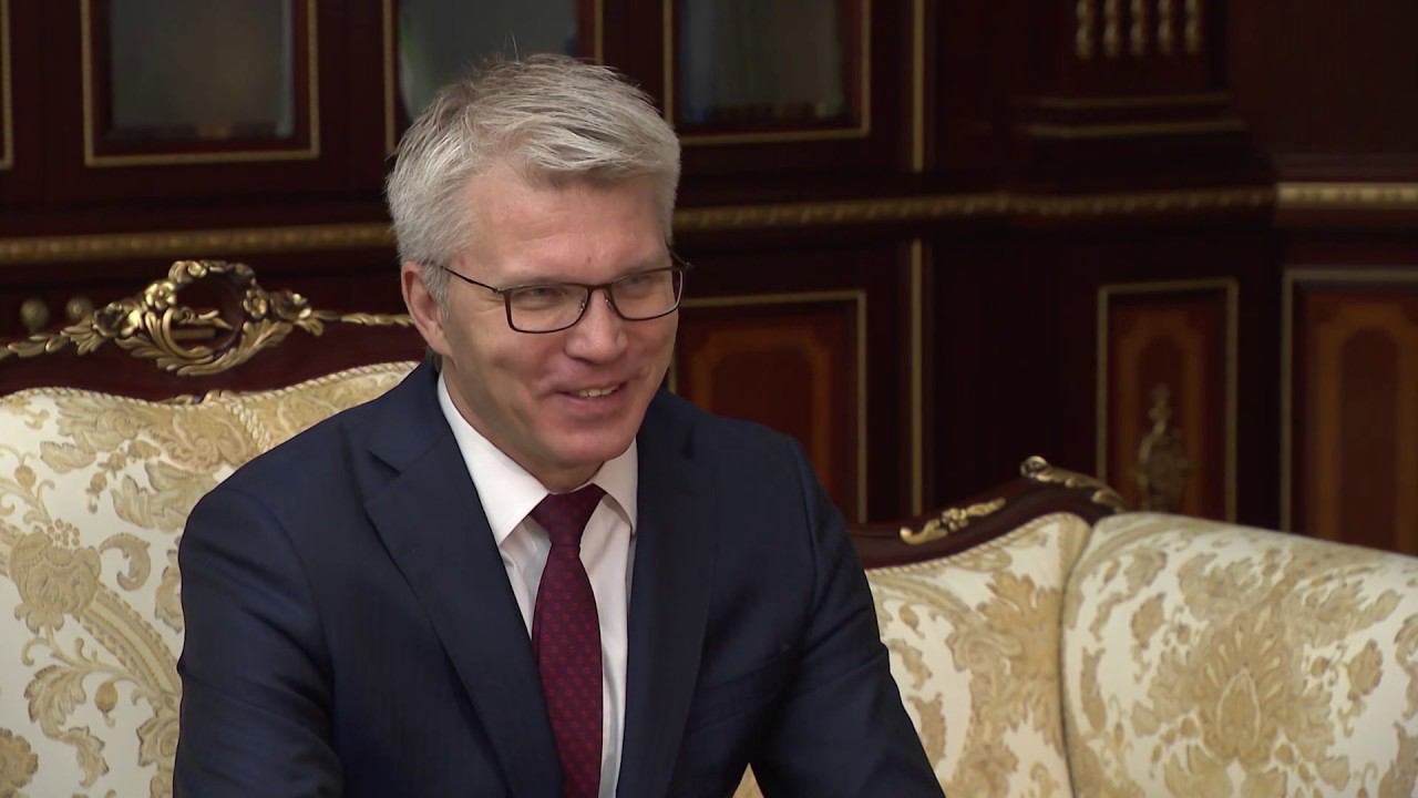 Встреча Павла Колобкова с Александром Лукашеко (часть 1) смотреть онлайн