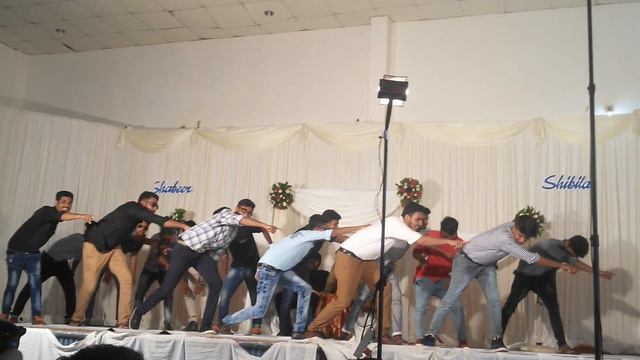 Sevenstar boys flashmob смотреть онлайн