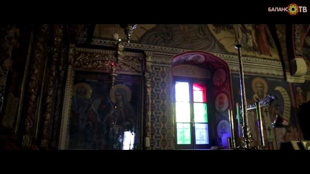 Залетела птица в храм смотреть онлайн