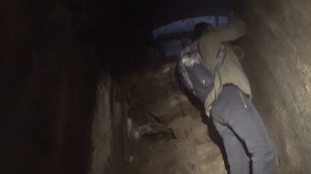 Выживание в старом подземелье! смотреть онлайн