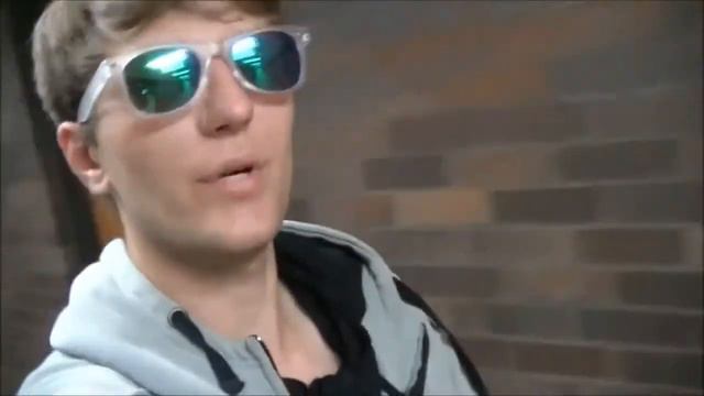 Apple Siri Talking Naughty Prank смотреть онлайн