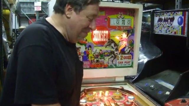 #324 Gottlieb SUNSET 2 player Pinball Machine-old school game for a Tinkerer! TNT Amusements смотреть онлайн