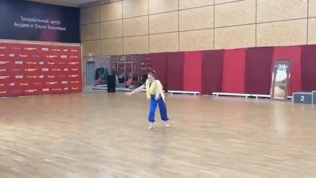 Тукур. Индийский народный танец. смотреть онлайн