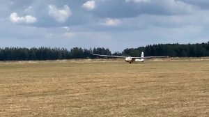Первый самостоятельный полёт на планере.