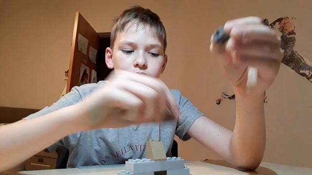 Как сделать из лего потставку для телефона. смотреть онлайн