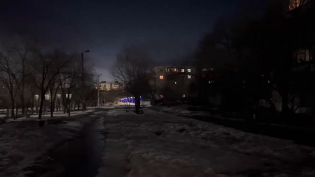Актобе. Парк без света. Почему нет освещения? смотреть онлайн