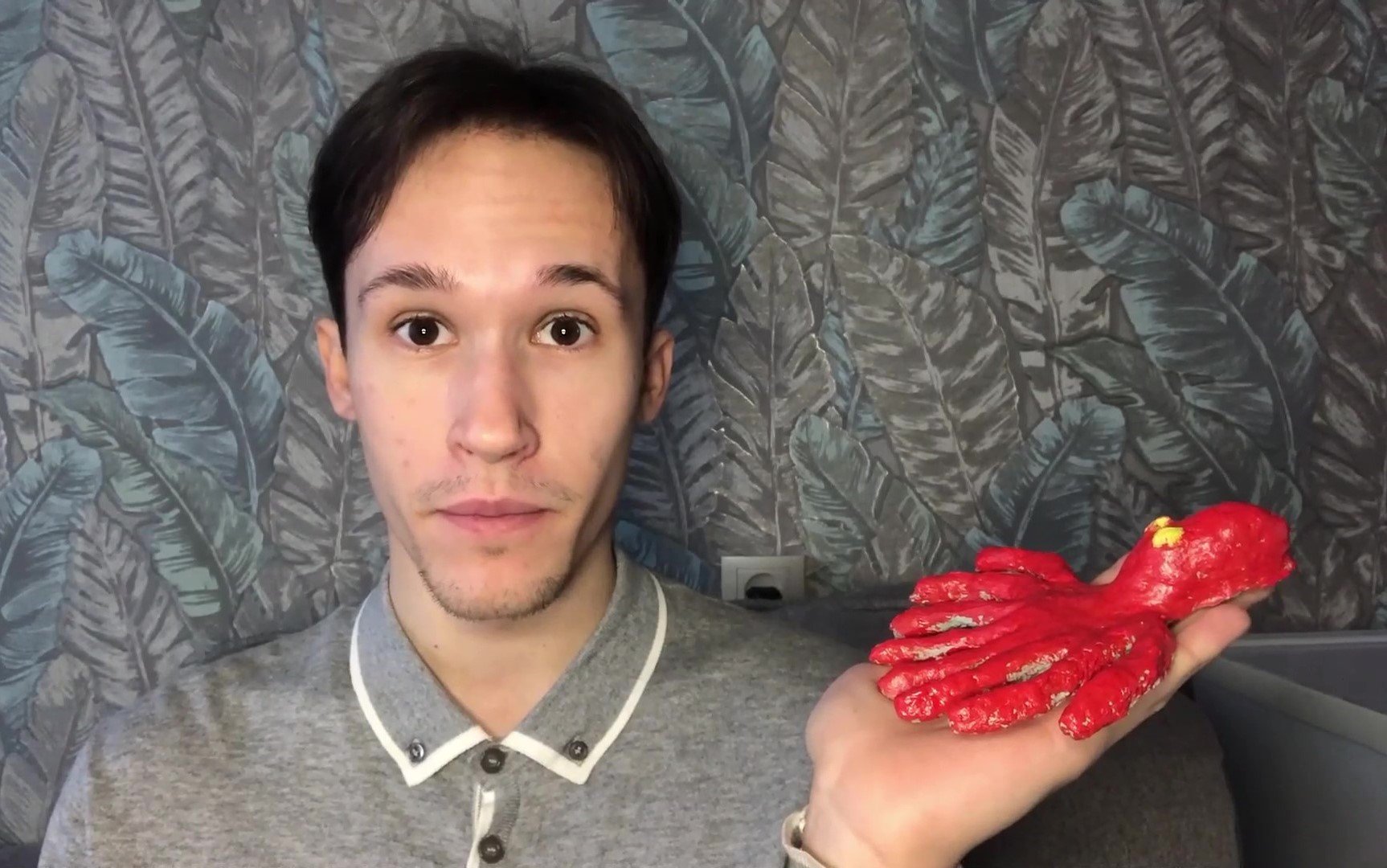 За творческим процессом. Осьминог Дофлейна.mp4 смотреть онлайн