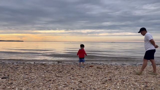 Living In New York | Filipino Food Market, Macbook Pro 14” Unboxing, Another Day At The Beach