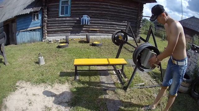 Тренировка на самодельных тренажерах. смотреть онлайн