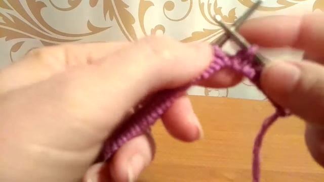 Учимся вязать лицевые петли бабушкиным методом. смотреть онлайн