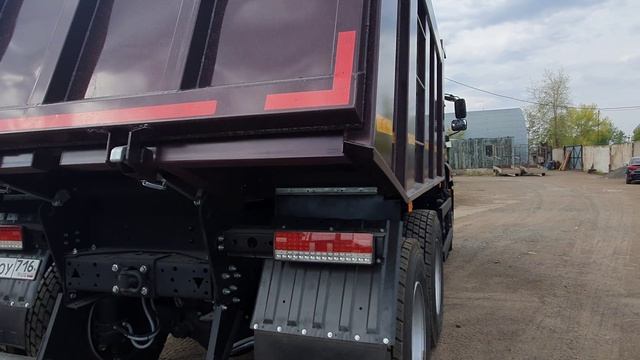 ЭКСКЛЮЗИВНЫЙ КАМАЗ 65115 САМОСВАЛ 2016гв цвет портвейн