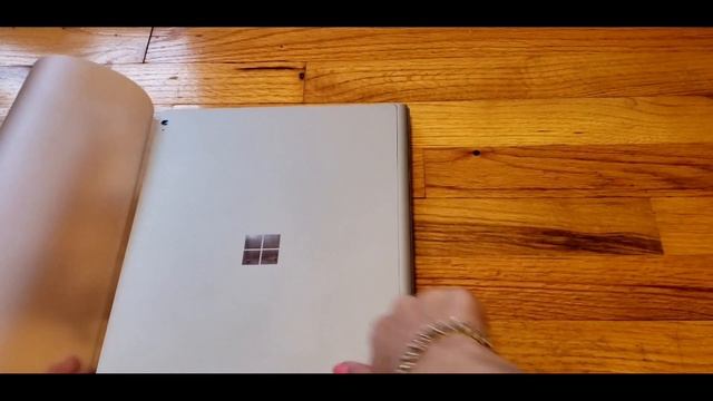 Microsoft Surface Book 3 13.5 Inch Unboxing смотреть онлайн