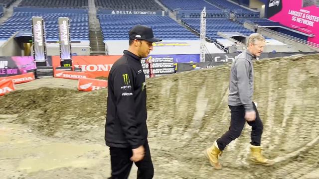 Dunlop Track Walk- Seattle 2024 смотреть онлайн