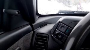 Временное устранение скрипов и скрежета пластика в салоне автомобиля! Лайфхак по удалению сверчков