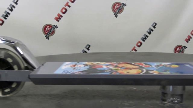 Распродажа ! 690 руб. САМОКАТ детский, размер колеса 100 мм PVC, цвета: серебристый, красный, синий смотреть онлайн