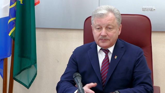 Строительство новой школы и другие социальные темы обсудил мэр Братска с журналистами на пресс конф смотреть онлайн