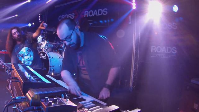 Fireball (Deep Purple) - Hammond Cam (IAN PAICE on drums) смотреть онлайн