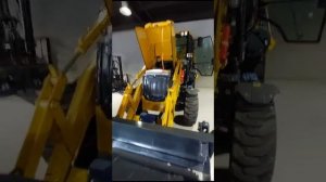 новый экскаватор погрузчик LIUGONG 777